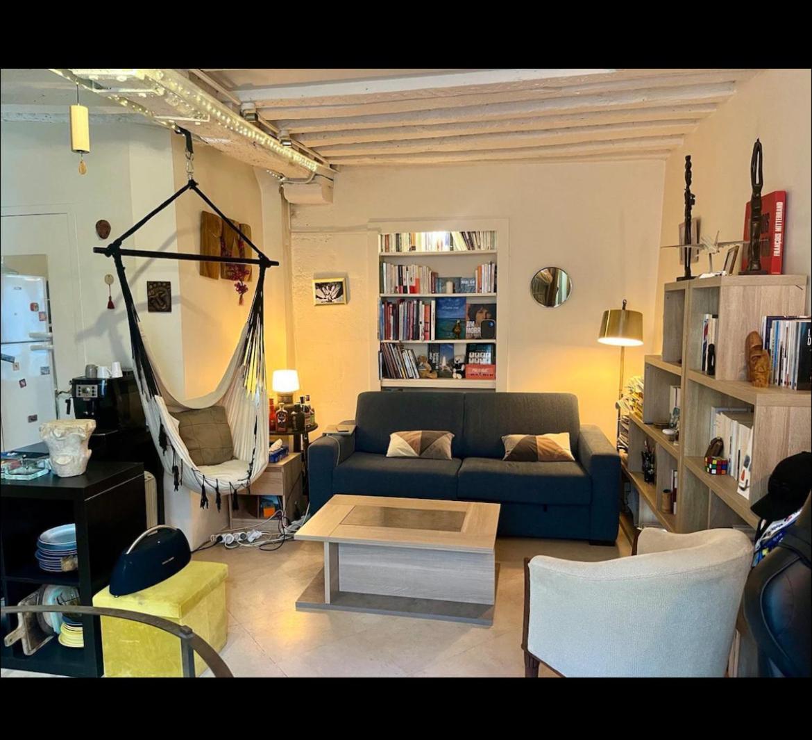Saint Germain Des Pres *